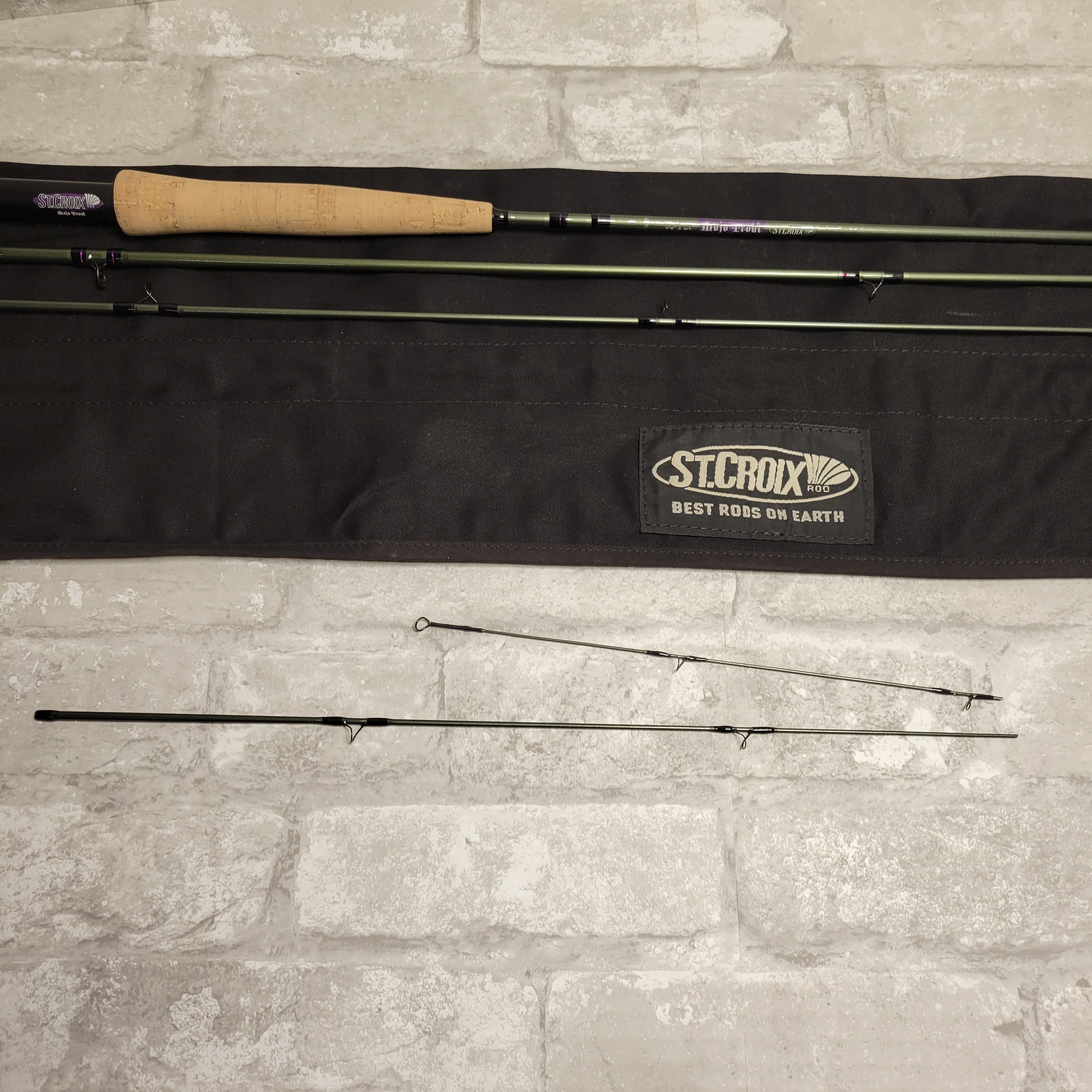 St. Croix Mojo VE925525 MT793.4 (7'9", 3wt, 4pc) Trout Rod *DAMAGED* (8008980922606)